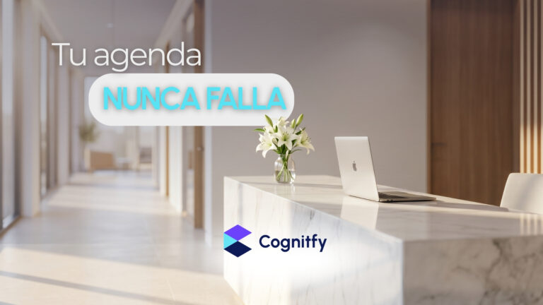 Recepción de clínica médica de lujo, minimalista y ordenada, con luz natural y un ordenador portátil sobre un mostrador de mármol blanco.